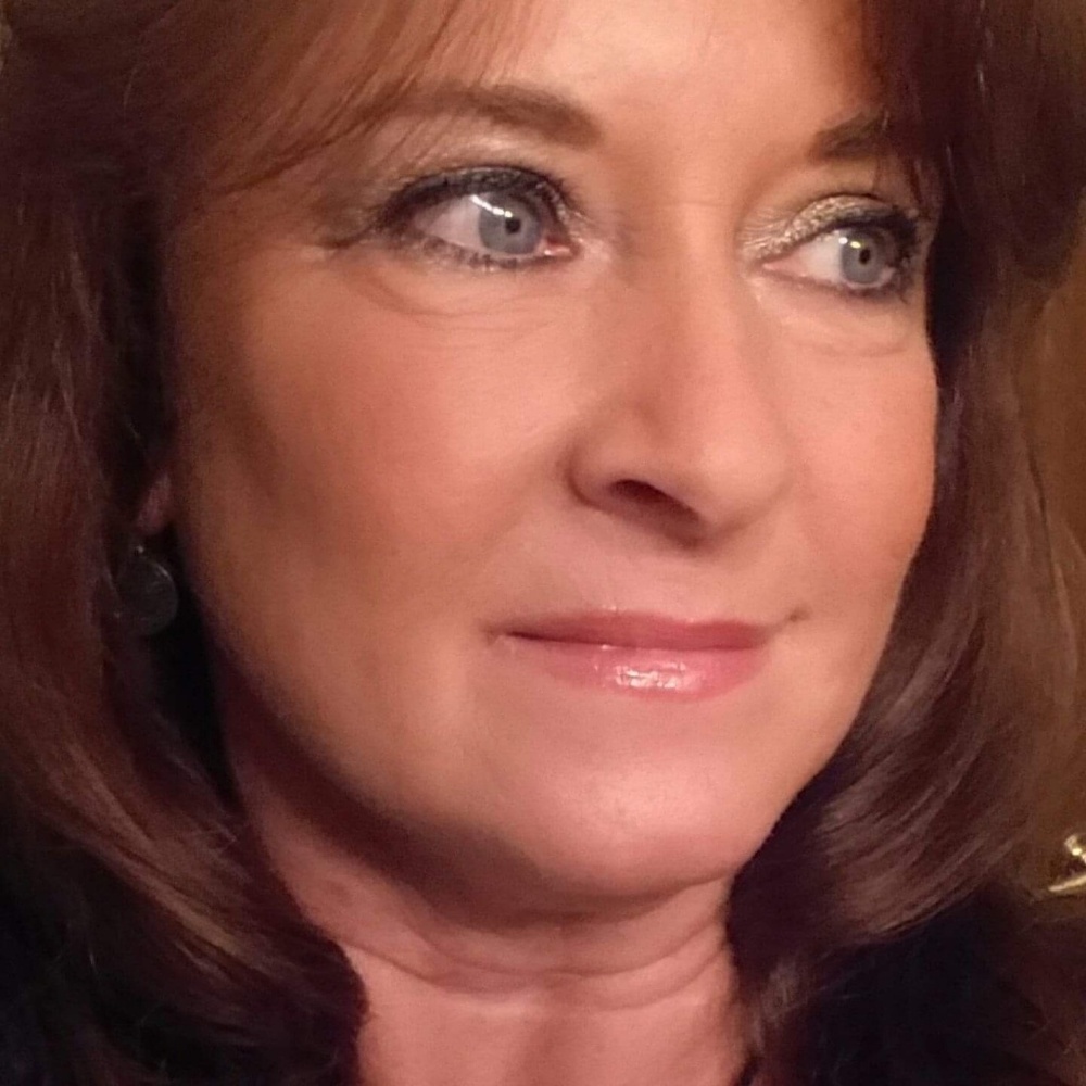 Meet your Posher, Dawn m